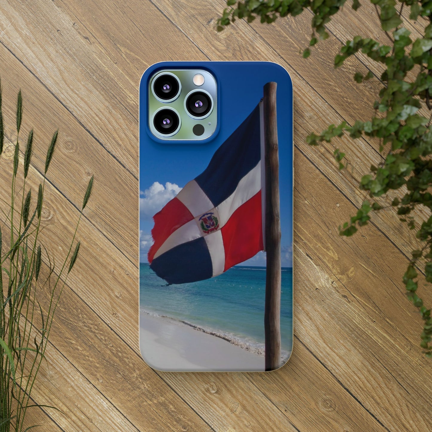 Funda Biodegradable | Bandera de RD en la Playa 🇩🇴 | iPhone y Samsung