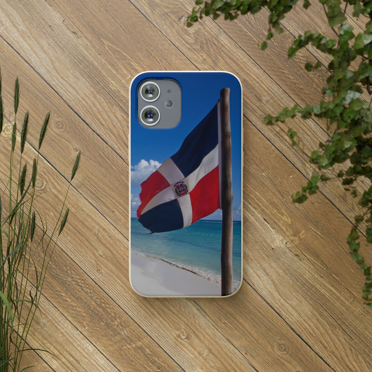 Funda Biodegradable | Bandera de RD en la Playa 🇩🇴 | iPhone y Samsung